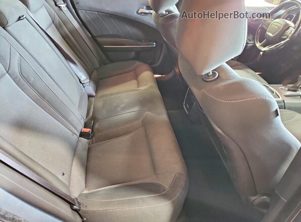 2C3CDXBG0KH711270 2019 DODGE CHARGER Gray Widok tylnych siedzeń