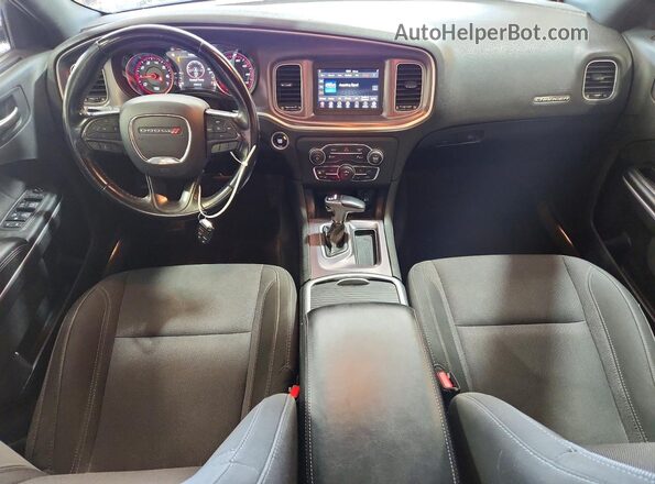 2C3CDXBG0KH711270 2019 DODGE CHARGER Gray Widok deski rozdzielczej