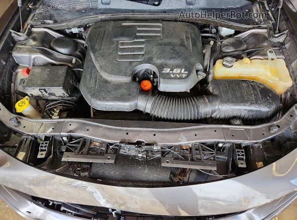 2C3CDXBG0KH711270 2019 DODGE CHARGER Gray Widok wnętrza z tyłu