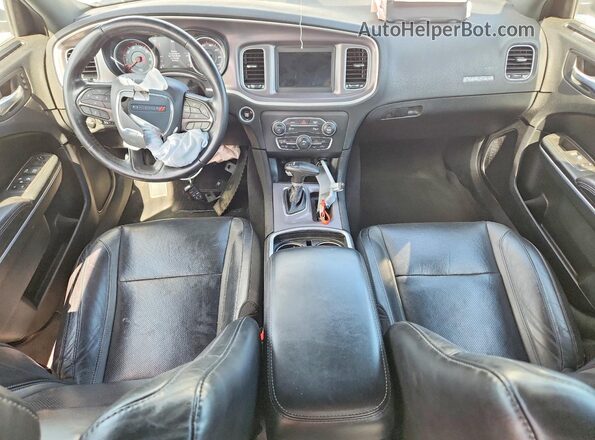 2C3CDXBG0NH201912 2022 DODGE CHARGER Белый Вид панели приборов