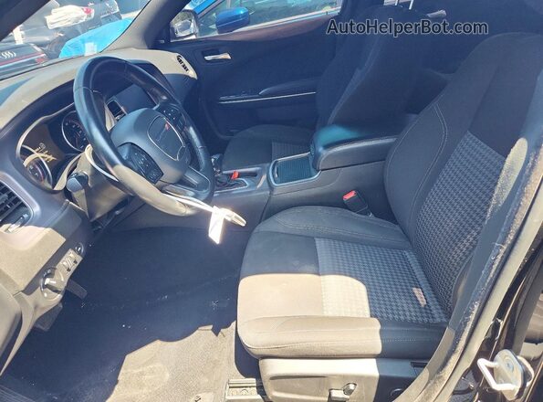 2C3CDXBG0PH515563 2023 DODGE CHARGER Черный Вид салона спереди