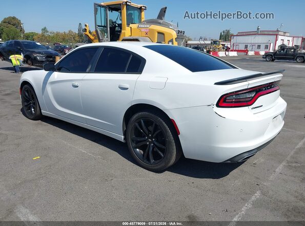2C3CDXBG1JH272952 2018 DODGE CHARGER White Trasero izquierdo