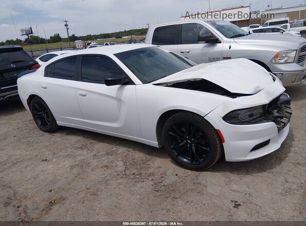2C3CDXBG1JH336097 2018 DODGE CHARGER White Rear interior view