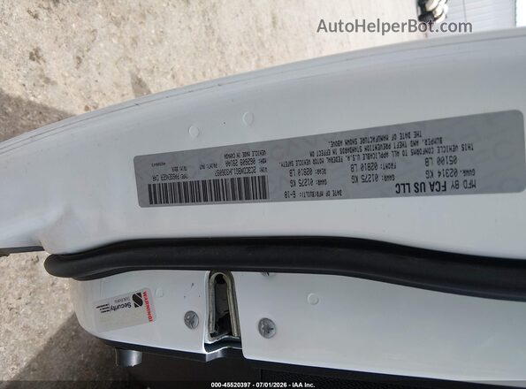 2C3CDXBG1JH336097 2018 DODGE CHARGER White Engine compartment view
