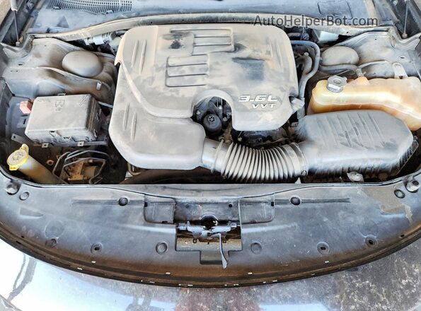 2C3CDXBG1KH719829 2019 DODGE CHARGER Black უკანა სალონის ხედი