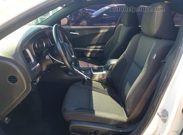2C3CDXBG1KH720060 2019 DODGE CHARGER White Widok wnętrza z przodu