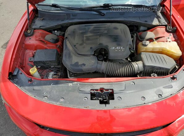 2C3CDXBG1LH125761 2020 DODGE CHARGER Red Vista de los asientos traseros