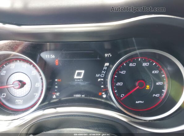2C3CDXBG1LH135545 2020 DODGE CHARGER Red Widok tylnych siedzeń