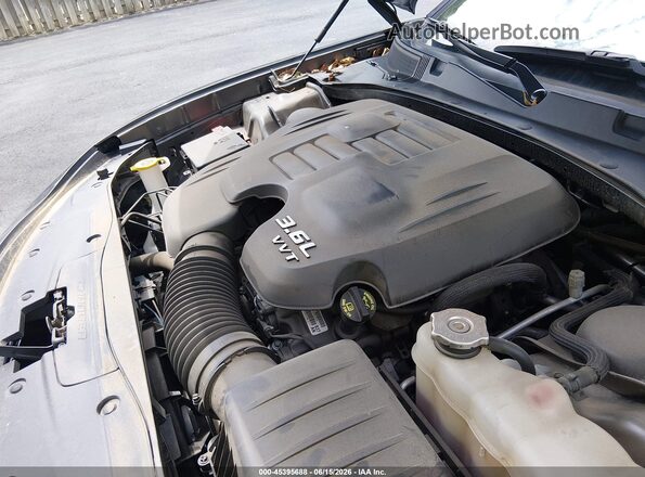 2C3CDXBG2LH138017 2020 DODGE CHARGER Gray Widok z tyłu