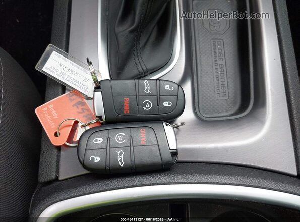 2C3CDXBG2LH190070 2020 DODGE CHARGER Blue Widok deski rozdzielczej