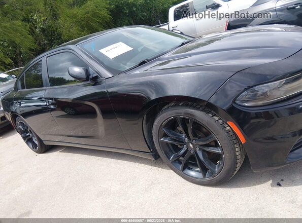 2C3CDXBG3HH595829 2017 DODGE CHARGER Black Widok wnętrza z tyłu