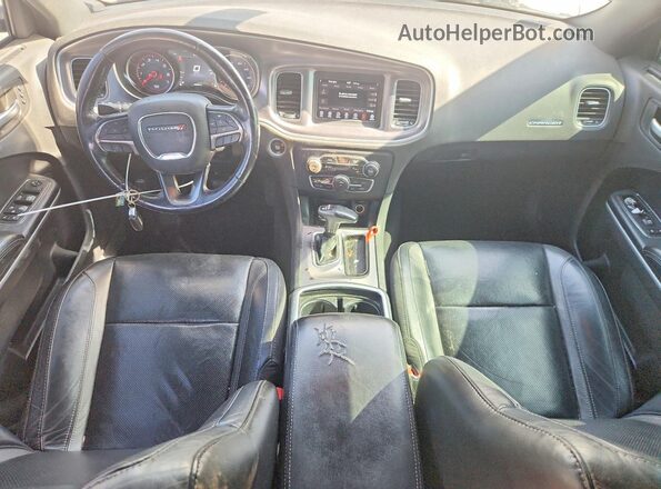 2C3CDXBG3KH752900 2019 DODGE CHARGER White Widok deski rozdzielczej