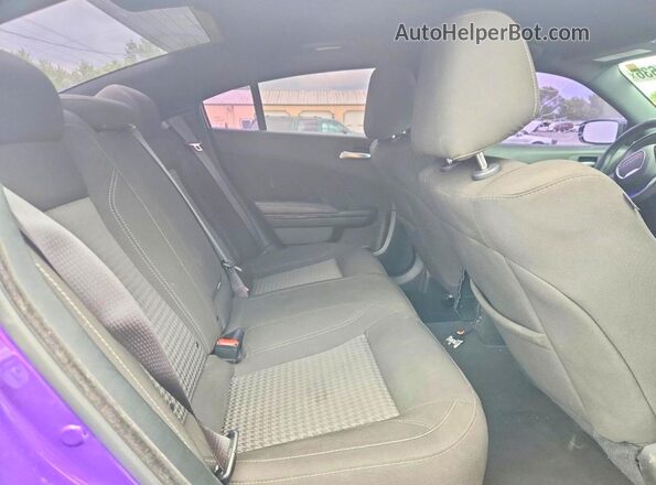 2C3CDXBG3PH626947 2023 DODGE CHARGER Purple Widok wnętrza z tyłu