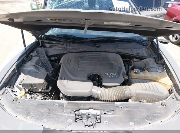 2C3CDXBG4JH273898 2018 DODGE CHARGER Серый Вид сзади