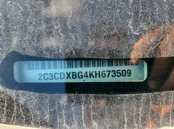 2C3CDXBG4KH673509 2019 DODGE CHARGER White Vista del compartimento del motor