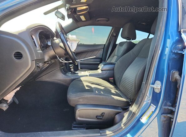 2C3CDXBG4LH157541 2020 DODGE CHARGER Blue Вид салону спереду