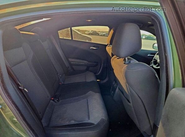 2C3CDXBG4NH143108 2022 DODGE CHARGER Green უკანა სავარძლების ხედი