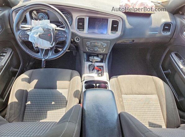 2C3CDXBG4PH569190 2023 DODGE CHARGER Серый Вид панели приборов