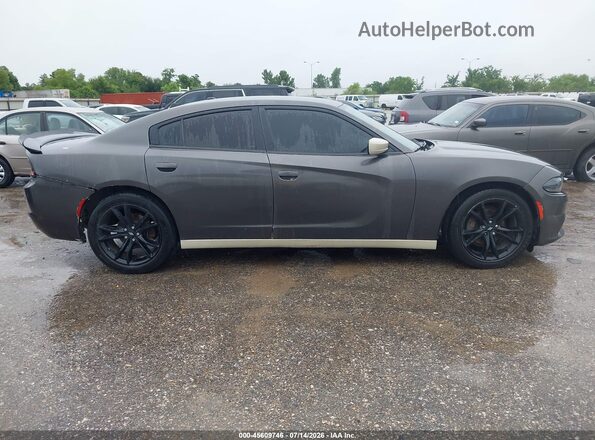 2C3CDXBG5JH135707 2018 DODGE CHARGER Gray Widok wnętrza z tyłu