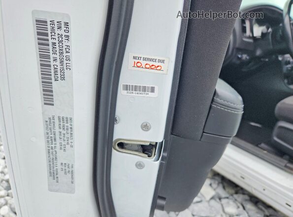 2C3CDXBG5NH152335 2022 DODGE CHARGER White Շարժիչի բաժամունքի տեսք