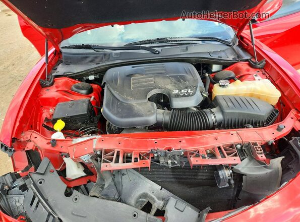 2C3CDXBG5NH212551 2022 DODGE CHARGER Красный Вид задней части салона