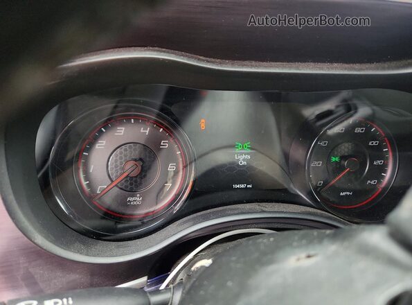 2C3CDXBG6JH147784 2018 DODGE CHARGER Red Вид щитка приладів