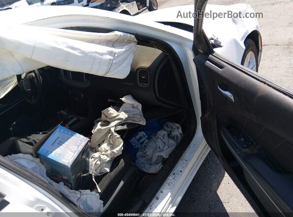 2C3CDXBG7PH506178 2023 DODGE CHARGER Белый Вид салона спереди