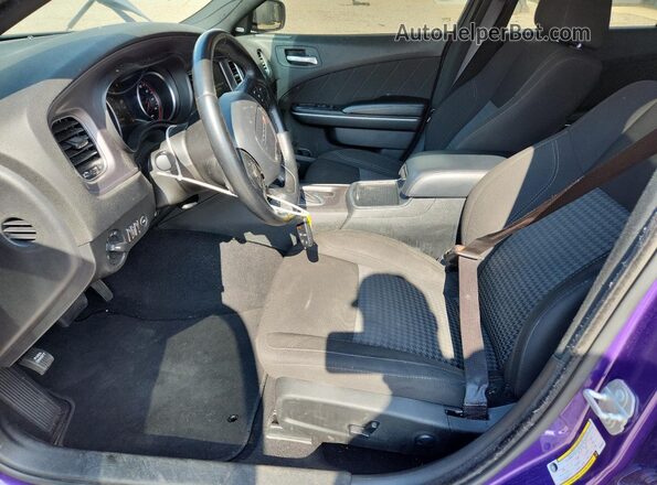 2C3CDXBG7PH686875 2023 DODGE CHARGER Фиолетовый Вид салона спереди