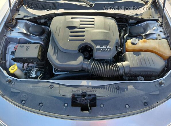 2C3CDXBG8GH144247 2016 DODGE CHARGER Серебряный Вид задней части салона