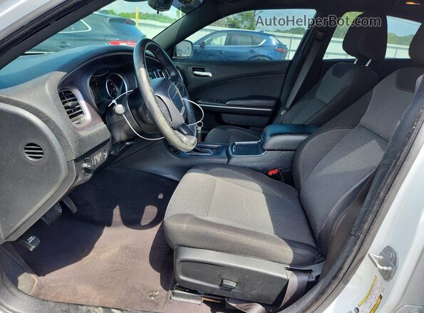 2C3CDXBG8HH537697 2017 DODGE CHARGER White Widok wnętrza z przodu