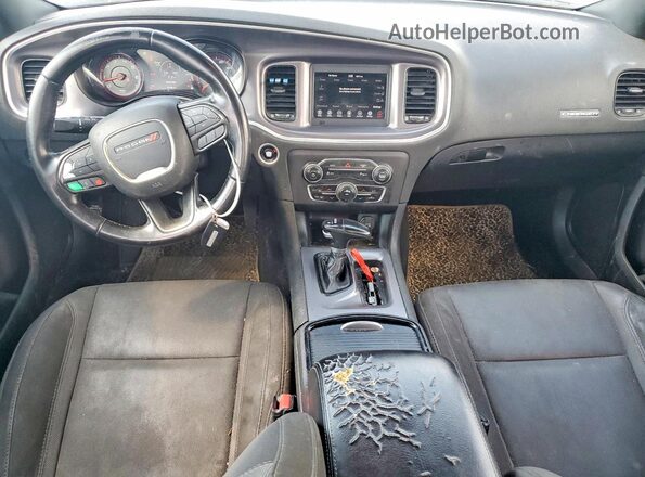 2C3CDXBG8LH234251 2020 DODGE CHARGER Silver Widok deski rozdzielczej