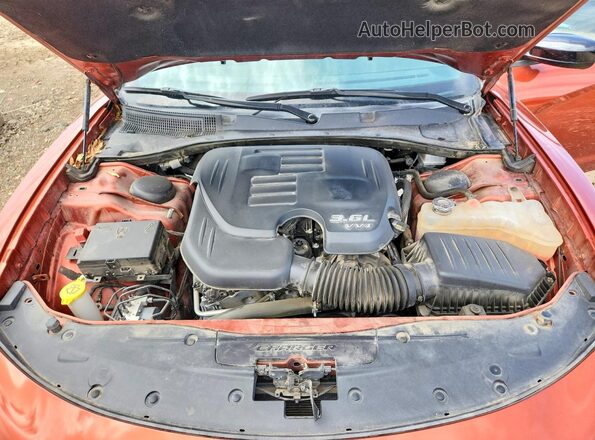 2C3CDXBG8NH120303 2022 DODGE CHARGER Orange Widok wnętrza z tyłu
