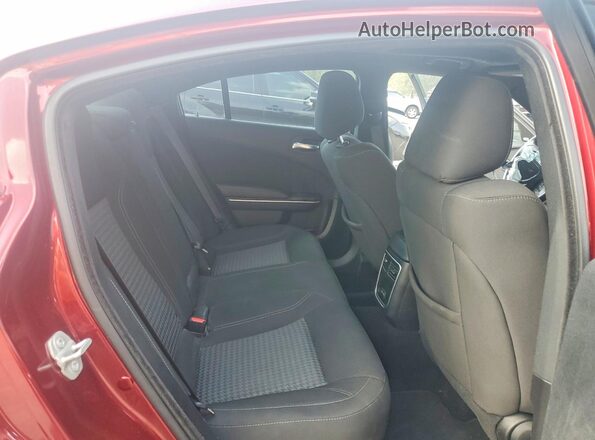 2C3CDXBG8PH656686 2023 DODGE CHARGER Burgundy Widok tylnych siedzeń