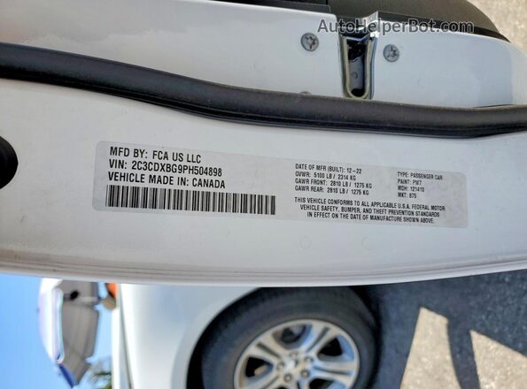 2C3CDXBG9PH504898 2023 DODGE CHARGER White Widok naklejki z numerem VIN