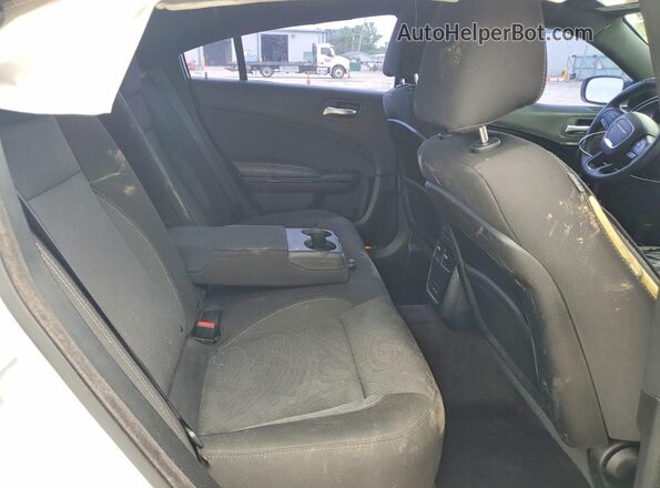 2C3CDXBGXHH504457 2017 DODGE CHARGER White Հետևի նստատեղերի տեսք