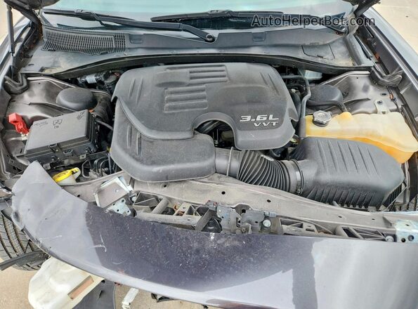 2C3CDXBGXKH572863 2019 DODGE CHARGER Gray Vista interior trasera