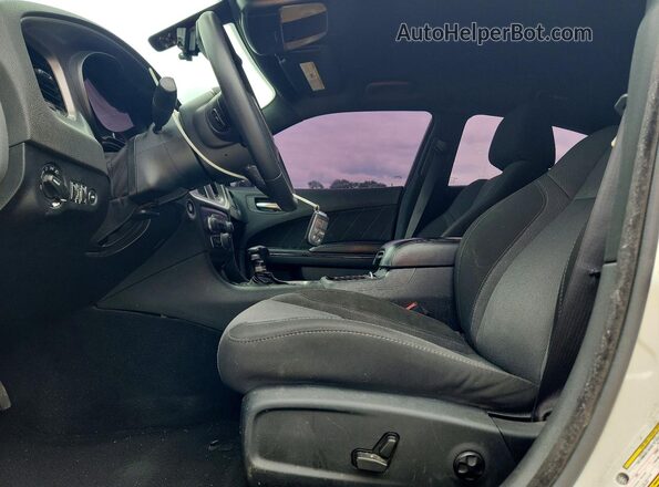 2C3CDXBGXMH562580 2021 DODGE CHARGER White Front interior view