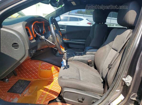2C3CDXCT0HH595251 2017 DODGE CHARGER Two Tone Widok wnętrza z przodu