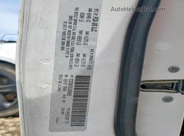 2C3CDXCT2JH260692 2018 DODGE CHARGER White Engine compartment view