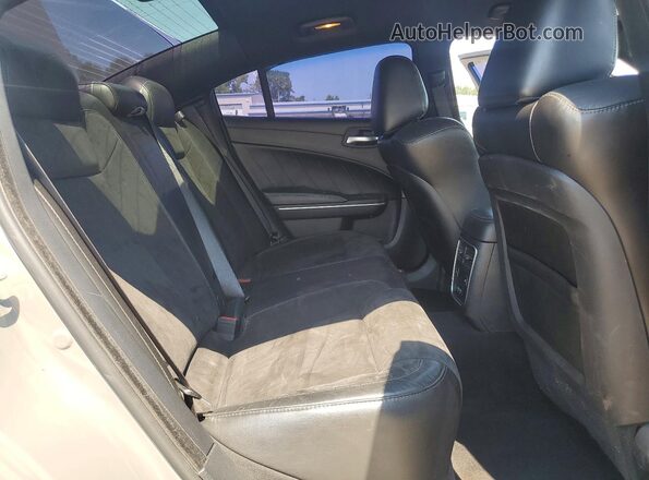 2C3CDXCT2KH607455 2019 DODGE CHARGER Gray Rear seats view