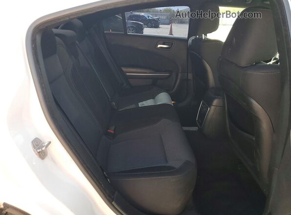 2C3CDXCT3HH551356 2017 DODGE CHARGER Белый Вид задних сидений