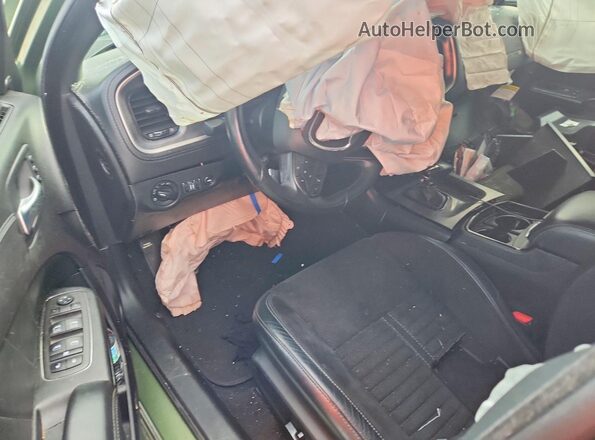2C3CDXCT4PH531731 2023 DODGE CHARGER Green Widok deski rozdzielczej