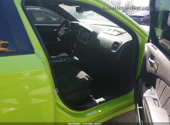 2C3CDXCT4PH704129 2023 DODGE CHARGER Green Vista interior delantera