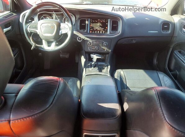 2C3CDXCT7GH272555 2016 DODGE CHARGER Красный Вид панели приборов