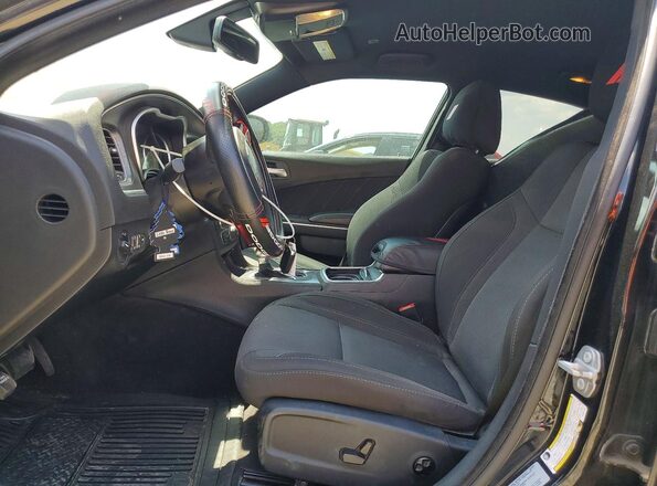 2C3CDXCT7HH551165 2017 DODGE CHARGER Черный Вид салона спереди