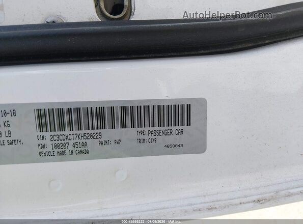 2C3CDXCT7KH520229 2019 DODGE CHARGER White Widok komory silnika
