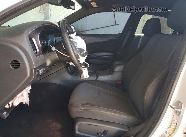 2C3CDXCT9GH340905 2016 DODGE CHARGER White Front interior view