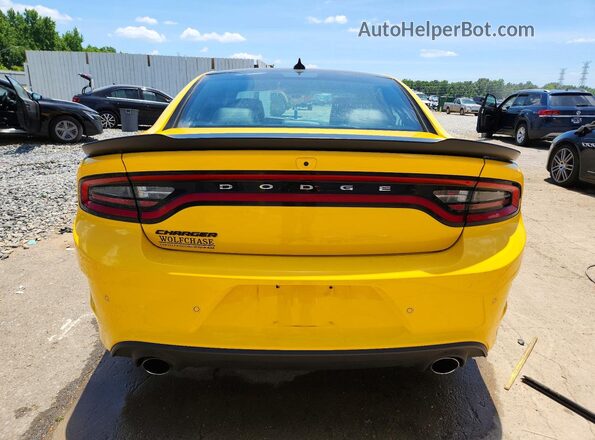 2C3CDXCT9HH544492 2017 DODGE CHARGER Желтый Вид сзади