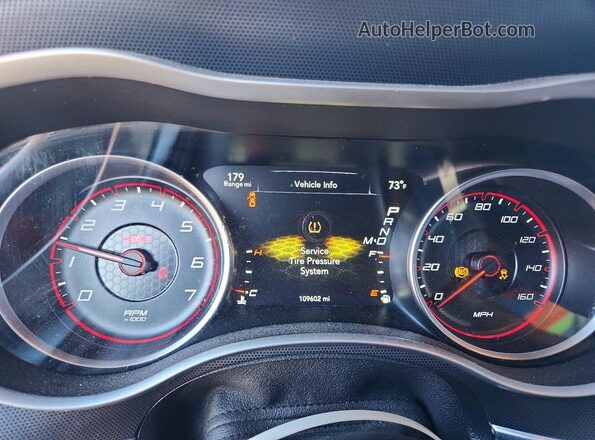 2C3CDXCT9HH614055 2017 DODGE CHARGER Черный Вид щитка приборов