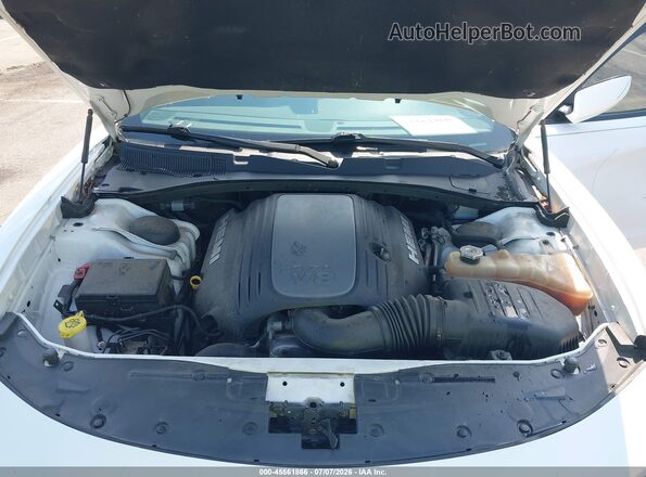 2C3CDXCTXJH186809 2018 DODGE CHARGER White Widok z tyłu